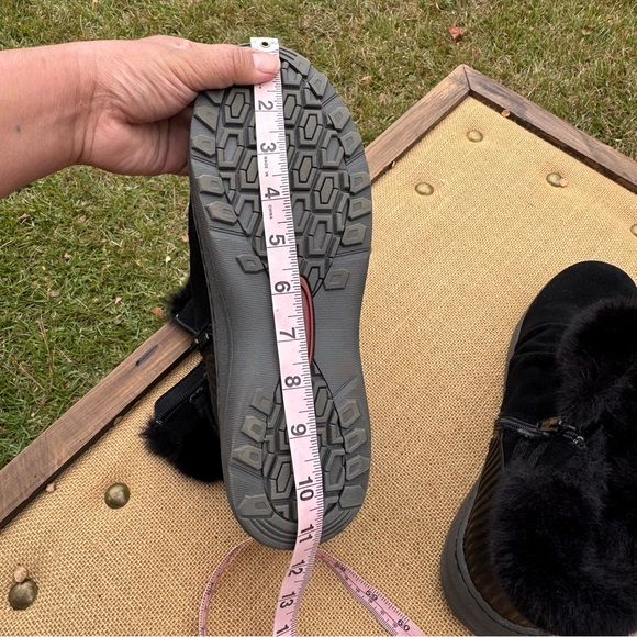 BareTraps Adelina Black Faux Fur Winter Boots Size 10M - Picture 10 of 11